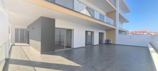 Apartamento T3 para Venda em Parceiros e Azoia
