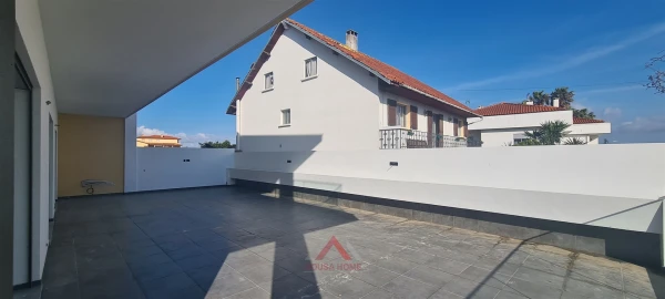 Apartamento T3 para Venda em Parceiros e Azoia