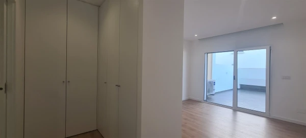 Apartamento T3 para Venda em Parceiros e Azoia