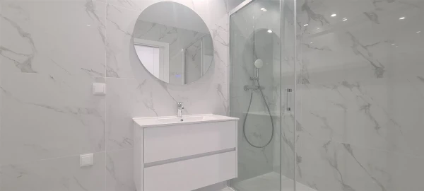 Apartamento T3 para Venda em Parceiros e Azoia