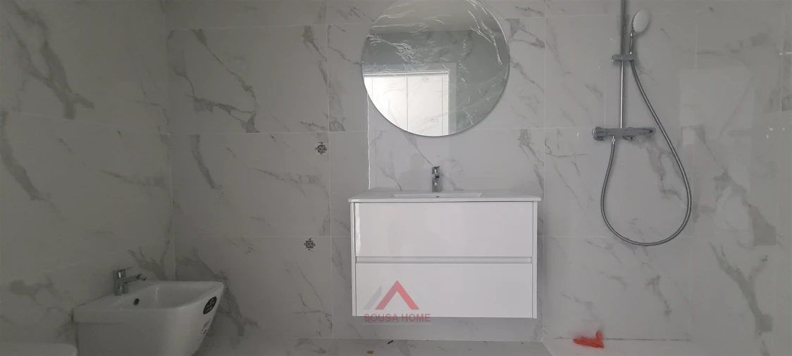 Apartamento T3 para Venda em Parceiros e Azoia Foto 8