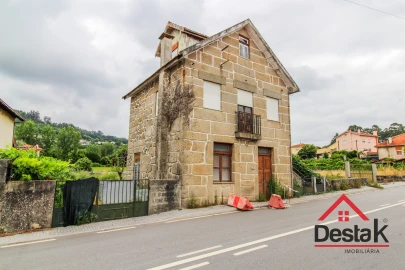 Moradia T3 para Venda em São Pedro do Sul, Várzea e Baiões