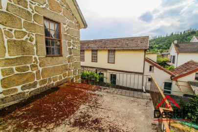 Moradia T3 para Venda em São Pedro do Sul, Várzea e Baiões