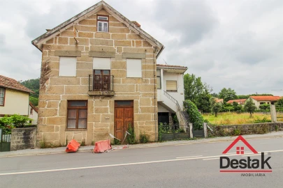 Moradia T3 para Venda em São Pedro do Sul, Várzea e Baiões