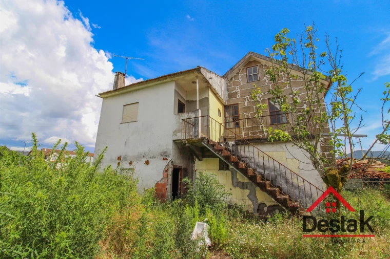 Moradia T3 para Venda em São Pedro do Sul, Várzea e Baiões Foto 14