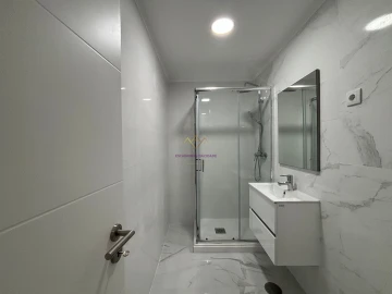 Apartamento T2 para Venda em Venteira