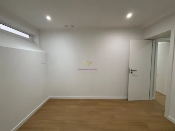 Apartamento T2 para Venda em Venteira