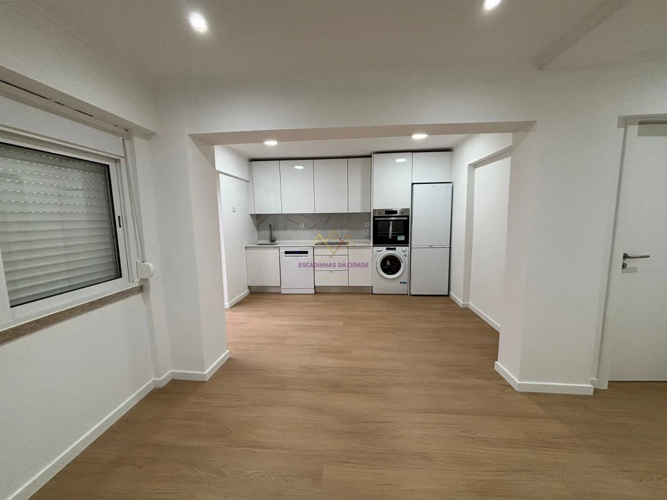 Apartamento T2 para Venda em Venteira Foto 2