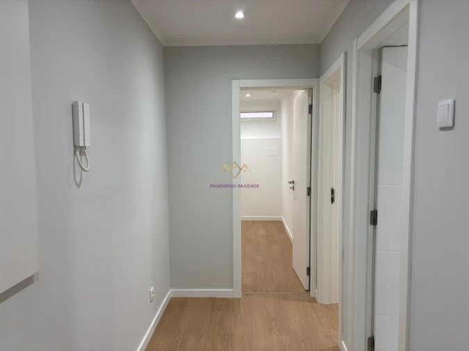 Apartamento T2 para Venda em Venteira Foto 17