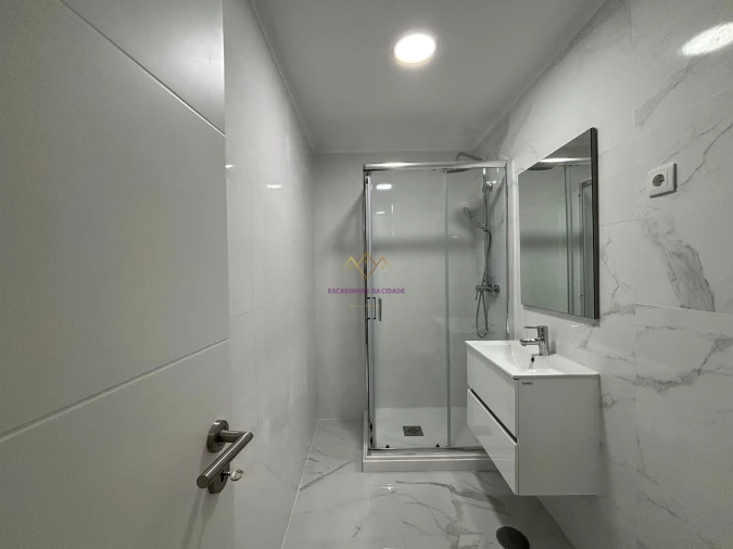 Apartamento T2 para Venda em Venteira Foto 18