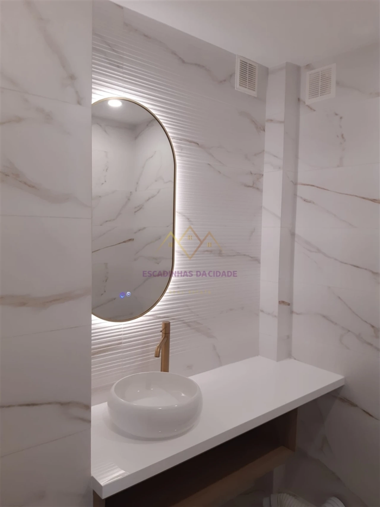 Apartamento T2 para Venda em Venteira Foto 12