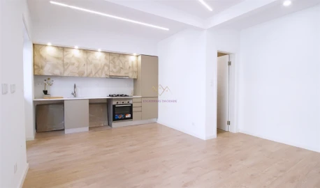 Apartamento T2 para Venda em Venteira