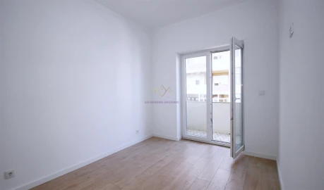 Apartamento T2 para Venda em Venteira