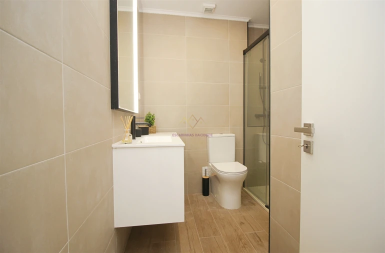 Apartamento T2 para Venda em Venteira Foto 15