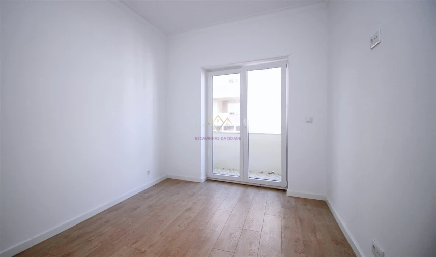 Apartamento T2 para Venda em Venteira Foto 10