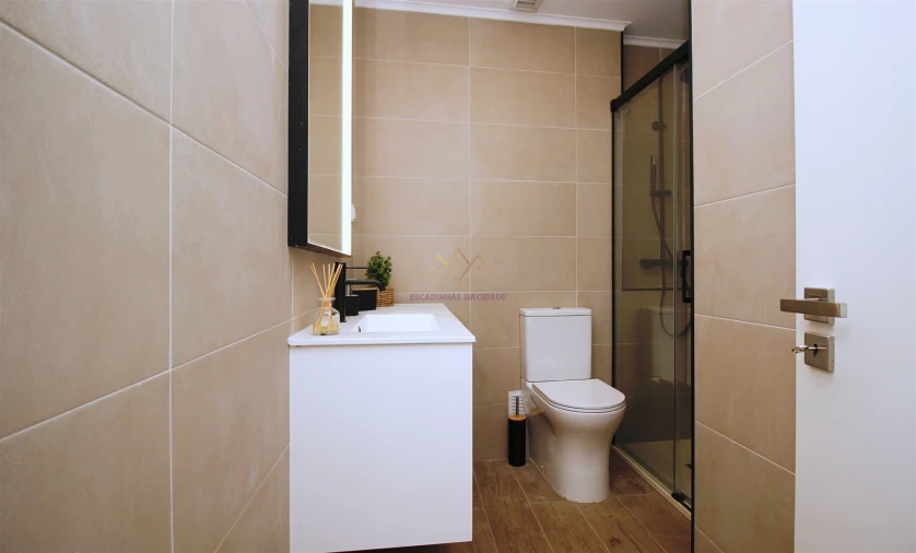 Apartamento T2 para Venda em Venteira Foto 8