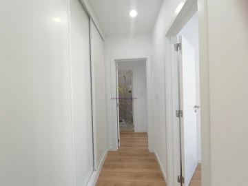 Apartamento T3 para Venda em Benfica