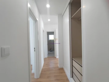 Apartamento T3 para Venda em Benfica