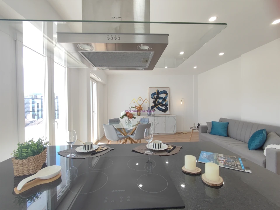 Apartamento T3 para Venda em Benfica Foto 32