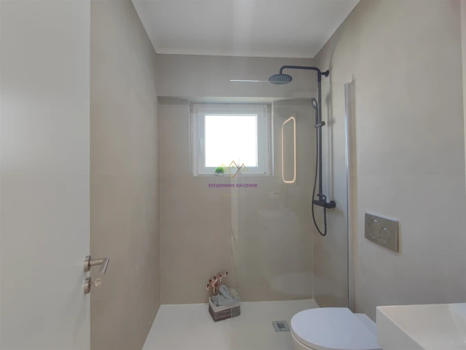 Apartamento T3 para Venda em Benfica Foto 23