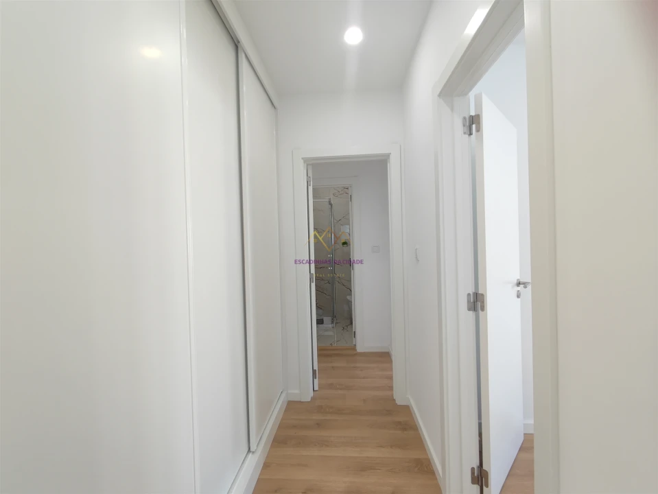 Apartamento T3 para Venda em Benfica Foto 11