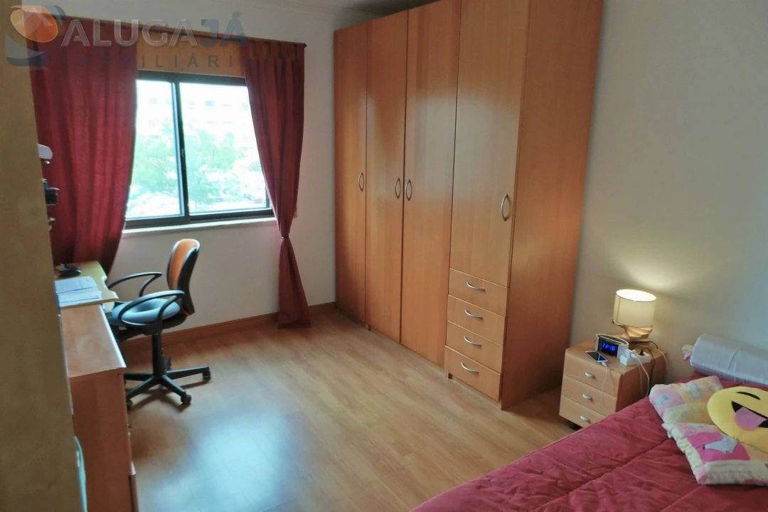 Apartamento T2 para Arrendamento em Cacém e São Marcos Foto 15