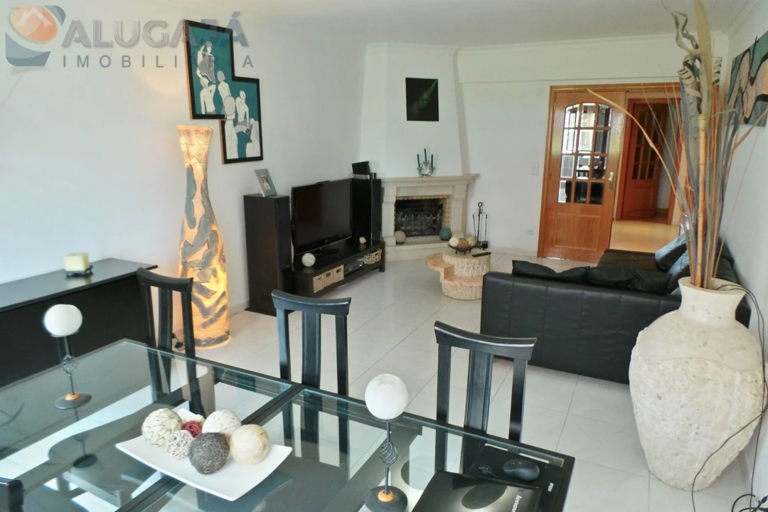 Apartamento T2 para Arrendamento em Cacém e São Marcos Foto 3