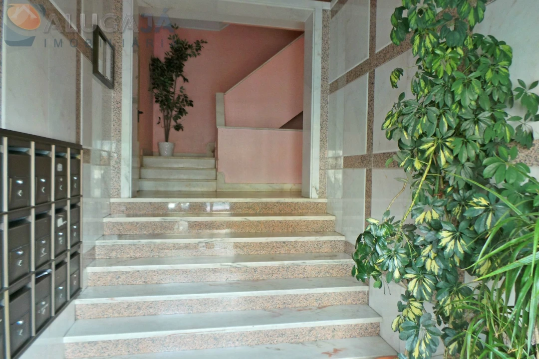 Apartamento T2 para Arrendamento em Cacém e São Marcos Foto 22