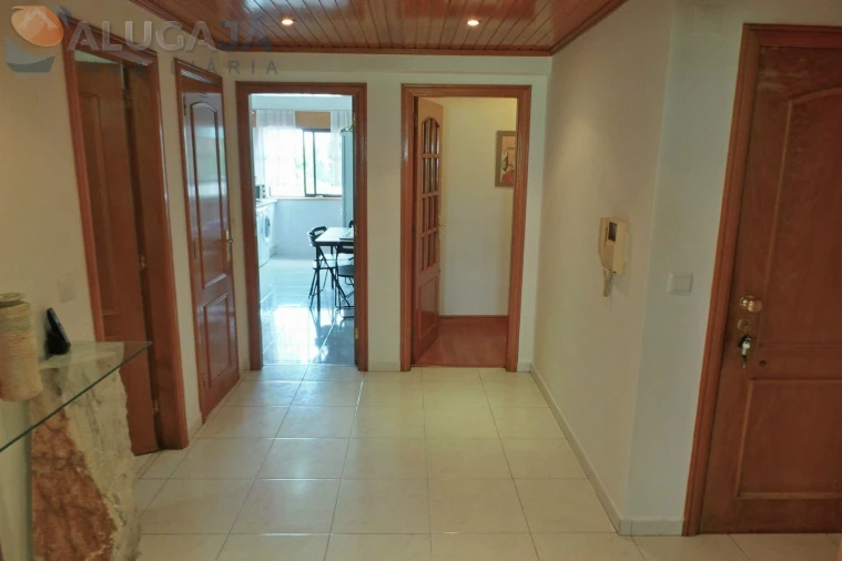 Apartamento T2 para Arrendamento em Cacém e São Marcos Foto 6