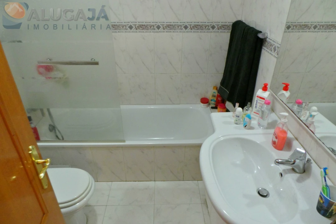 Apartamento T2 para Arrendamento em Cacém e São Marcos Foto 17