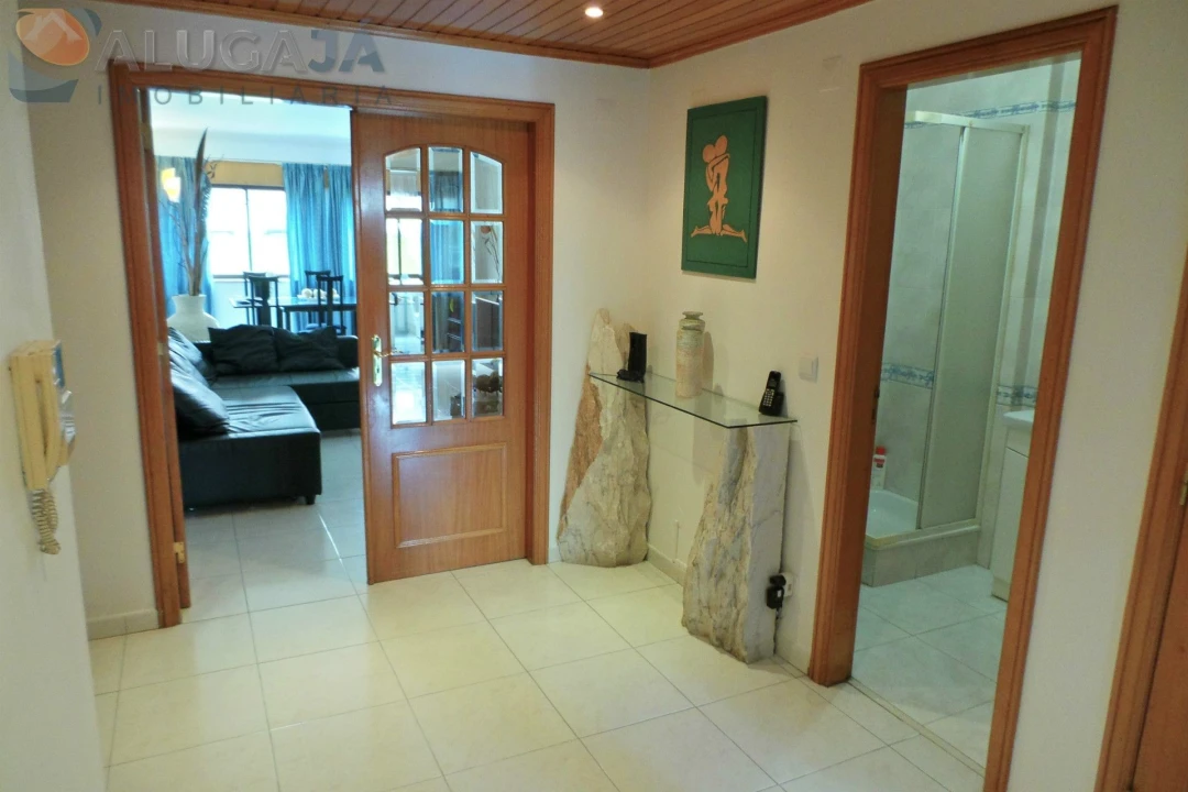 Apartamento T2 para Arrendamento em Cacém e São Marcos Foto 5