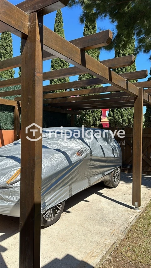 Moradia T4 para Venda em Guia