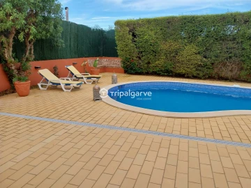 Moradia T4 para Venda em Guia