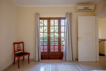 Moradia T4 para Venda em Guia