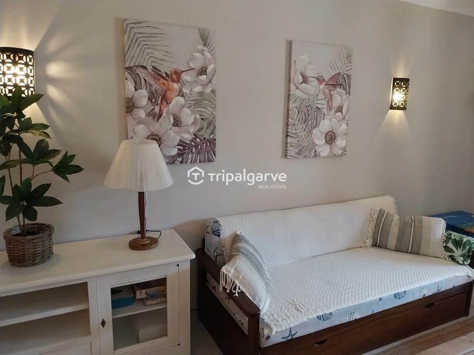 Moradia T4 para Venda em Guia Foto 22