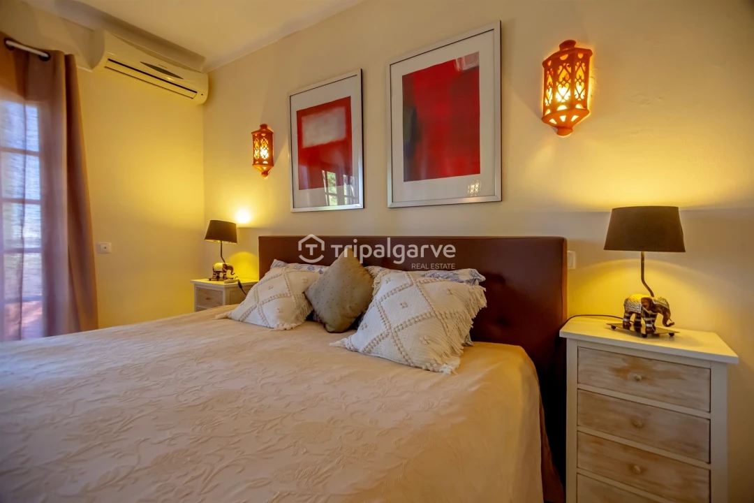 Moradia T4 para Venda em Guia Foto 46