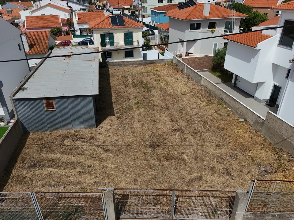 Terreno para Venda em Alcabideche Foto 3