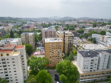 Apartamento T3 para Venda em São Vitor (Braga)