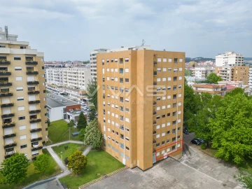 Apartamento T3 para Venda em São Vitor (Braga)
