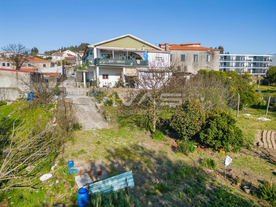 Prédio para Venda em Lomar e Arcos Foto 31