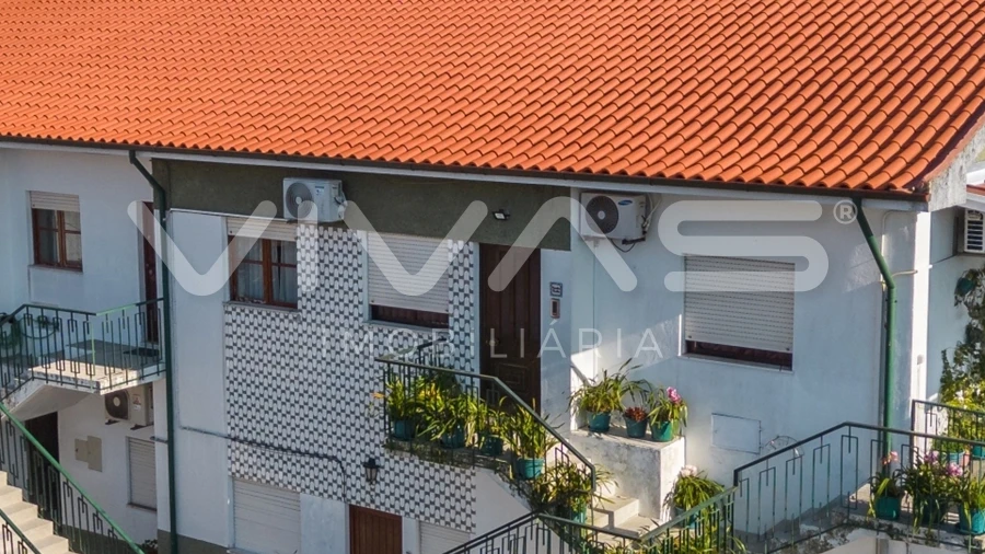 Prédio para Venda em Lomar e Arcos