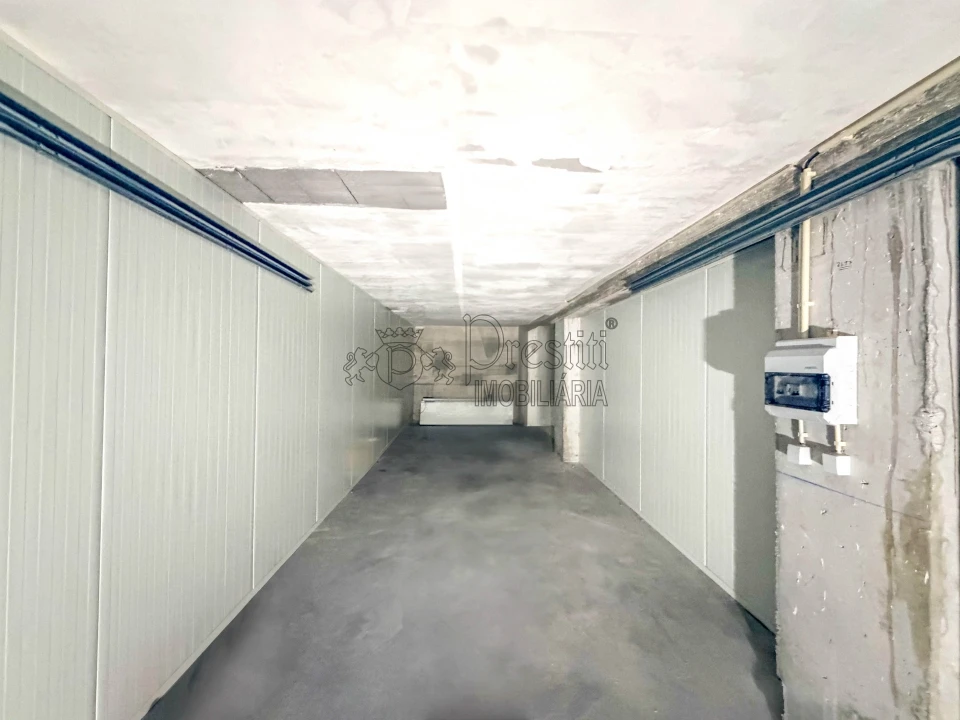 Apartamento T2 para Arrendamento em Urgezes Foto 10