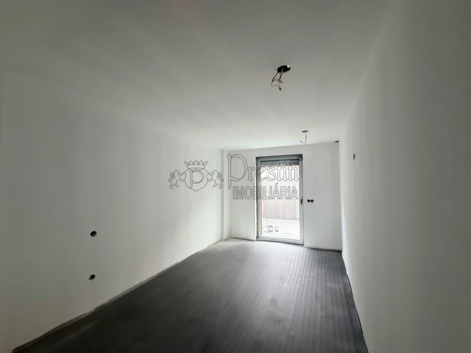 Apartamento T2 para Arrendamento em Urgezes Foto 5