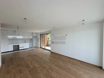 Apartamento T2 para Arrendamento em Urgezes