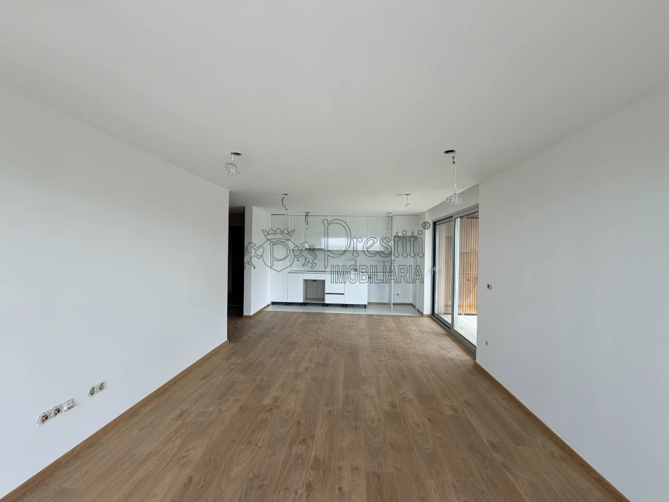 Apartamento T2 para Arrendamento em Urgezes Foto 1