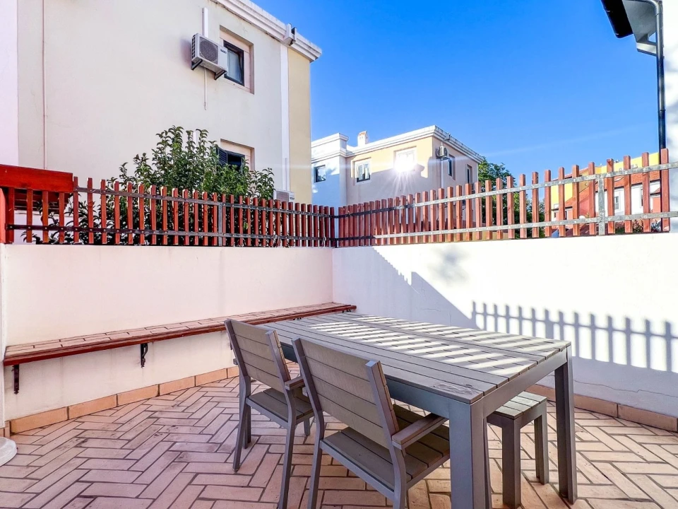 Apartamento T1 para Venda em Quarteira Foto 15
