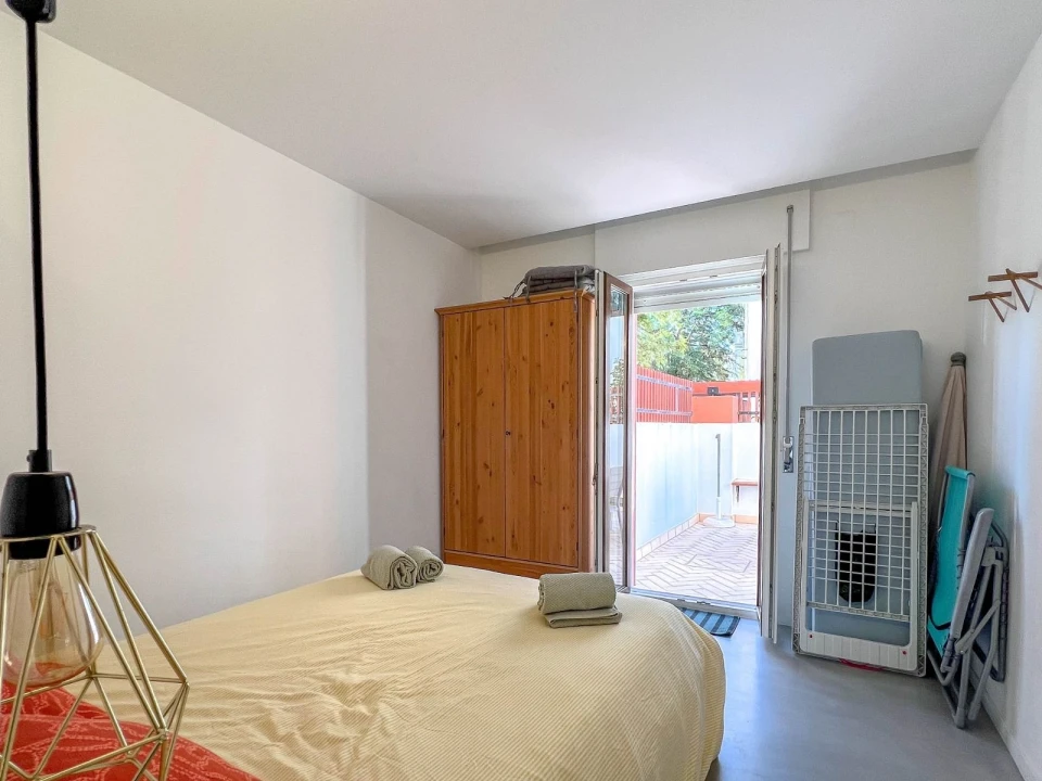 Apartamento T1 para Venda em Quarteira Foto 3