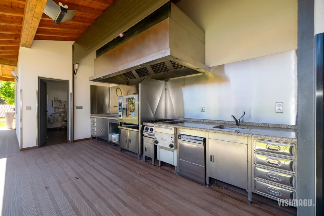 Moradia T6 para Venda em Vale Foto 76