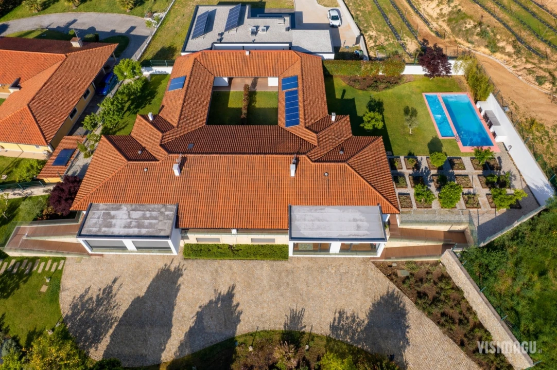 Moradia T6 para Venda em Vale Foto 3