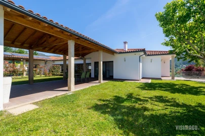 Moradia T6 para Venda em Vale